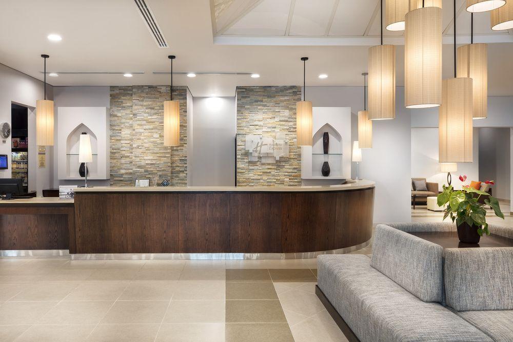 Holiday Inn Express Dubai Safa Park, An Ihg Hotel المظهر الخارجي الصورة