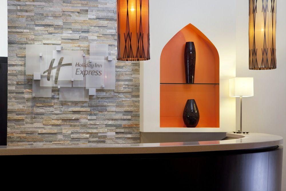 Holiday Inn Express Dubai Safa Park, An Ihg Hotel المظهر الخارجي الصورة